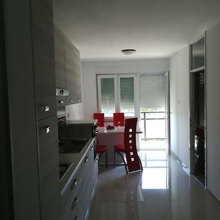 Apartman Tonika Pola Esterno foto