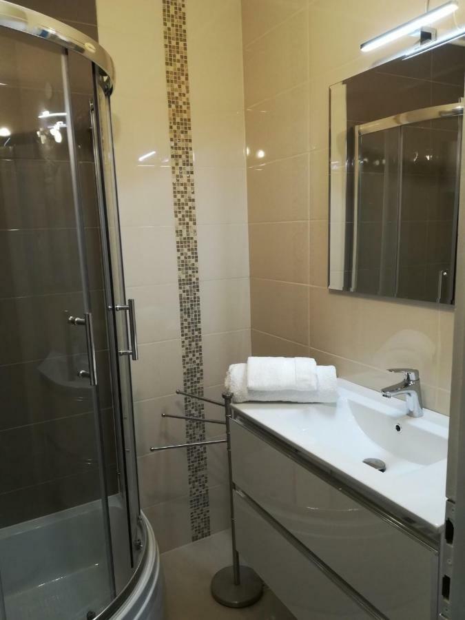 Apartman Tonika Pola Esterno foto