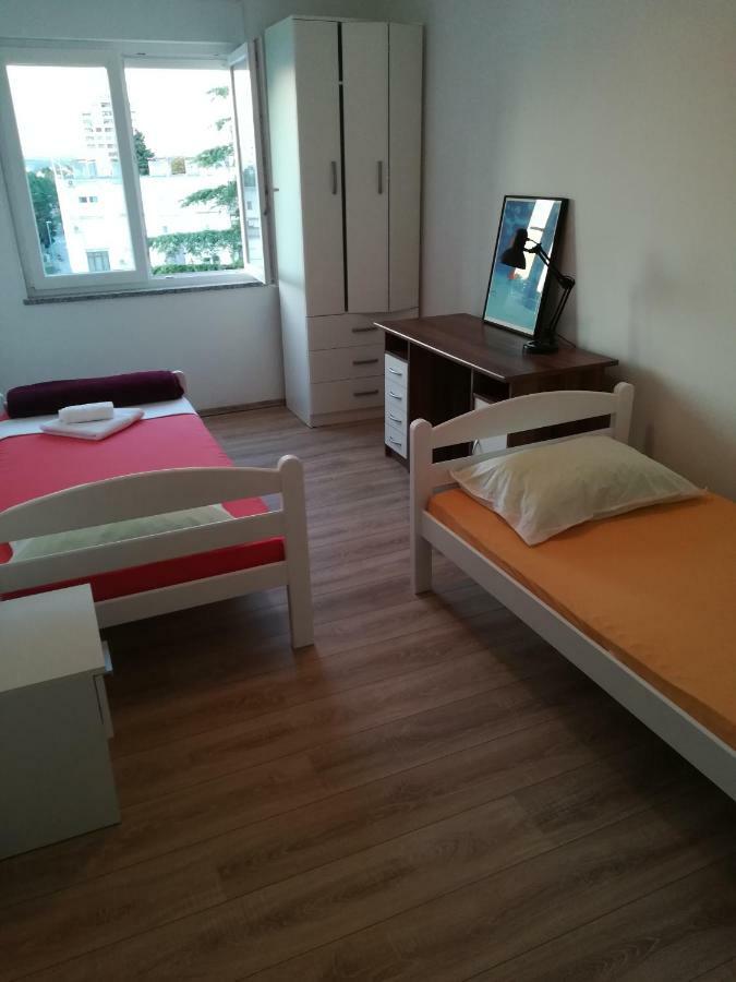 Apartman Tonika Pola Esterno foto