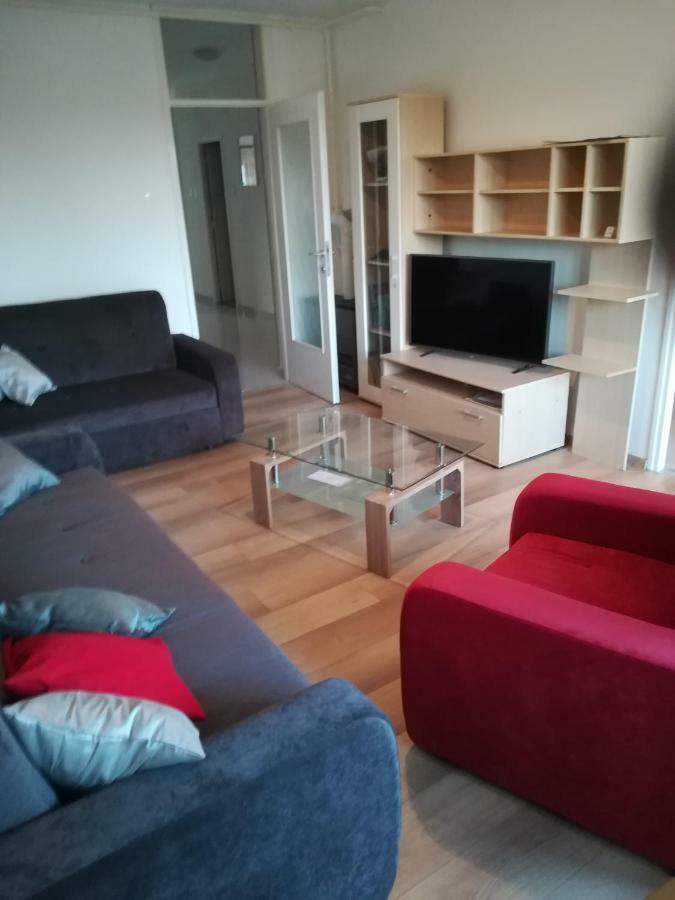 Apartman Tonika Pola Esterno foto