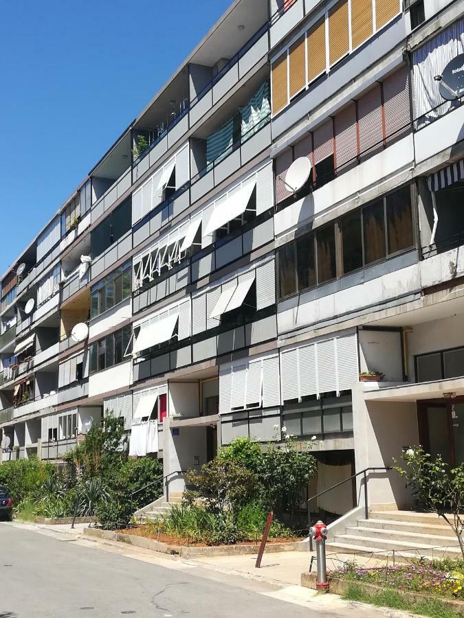 Apartman Tonika Pola Esterno foto